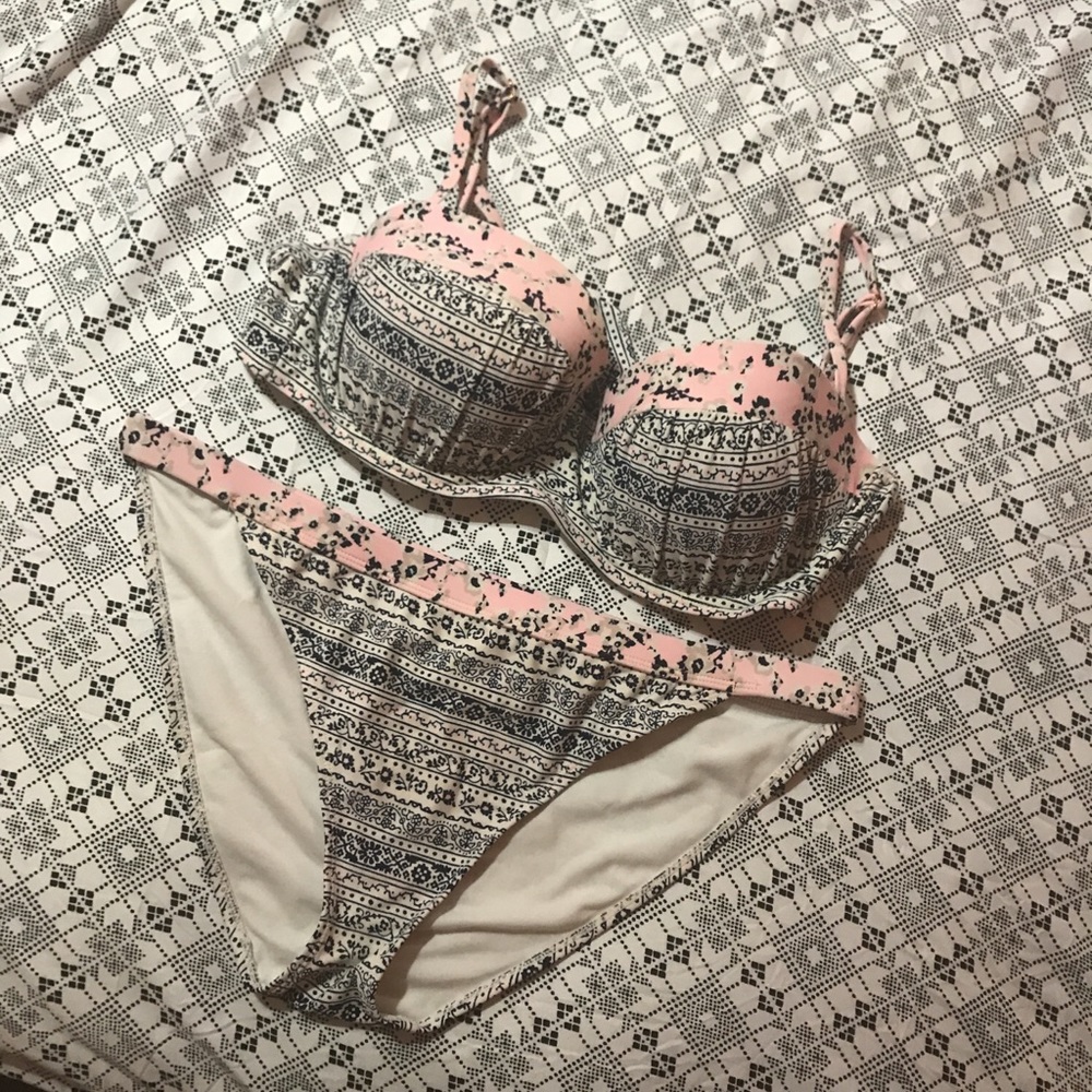 Super cute Pink & Navy blue 2 piece swim suit